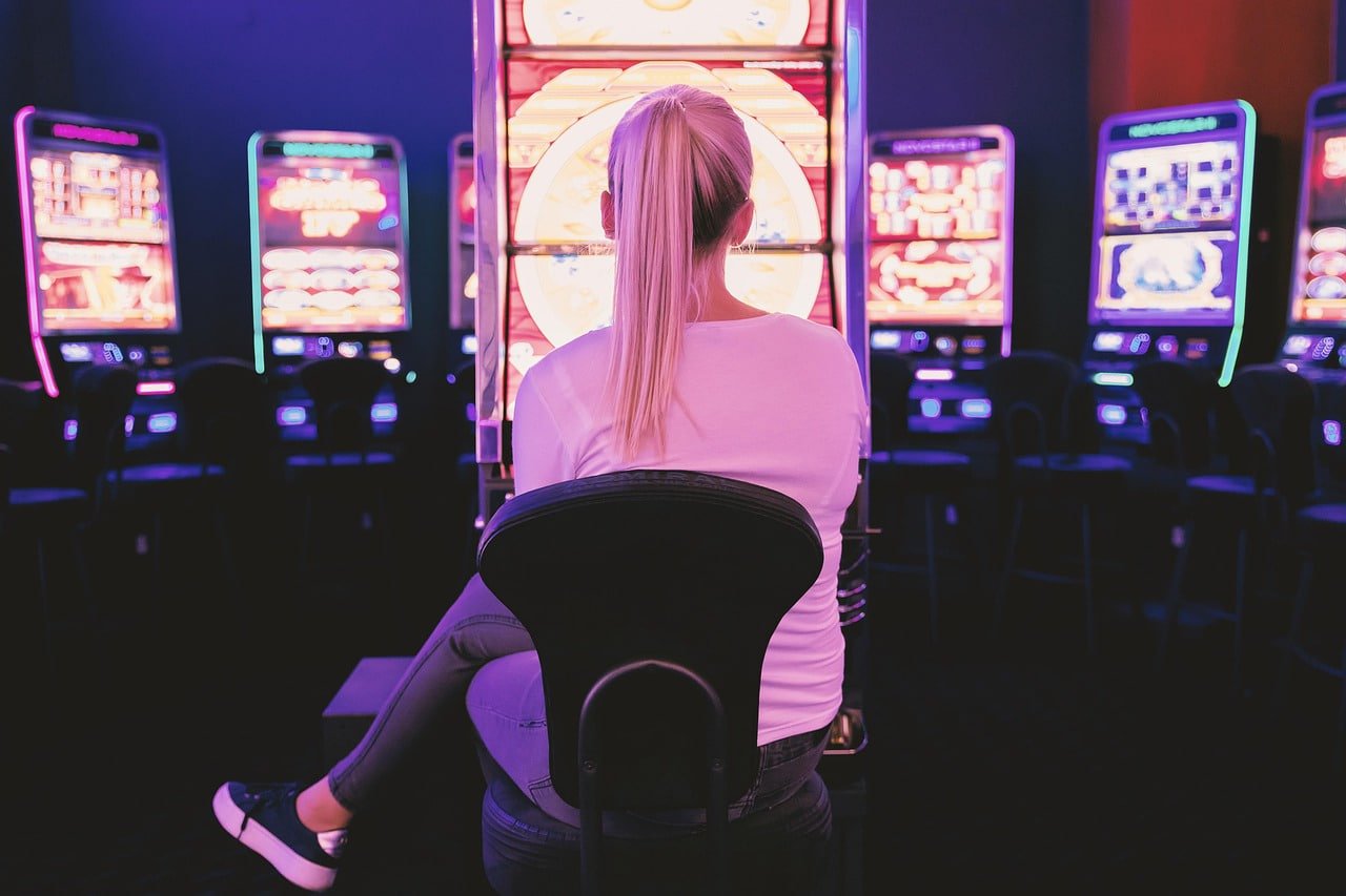 NAG303 Live Casino dengan dealer profesional dan meja permainan langsung